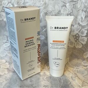 Dr. Brandt Microdermabrasion Exfoliator - White and Black